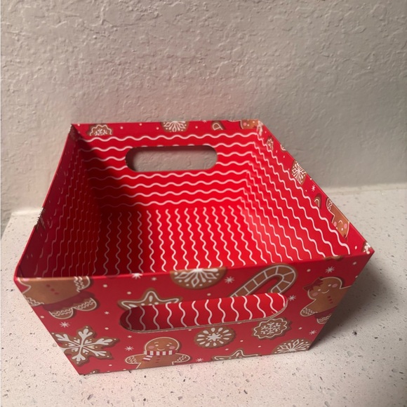 Red Merry Christmas Gift Bag with matching box - Picture 4 of 5